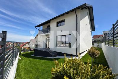 Casa spatioasa si moderna de vanzare in Trivale - panorama superba - 1