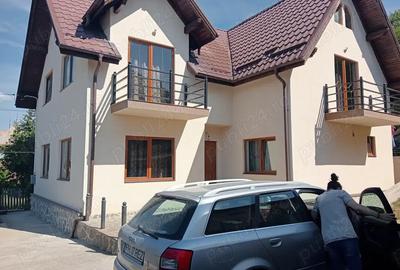 Vand casa -vila la Comarnic cu toate utilita?ile necesare. - 4