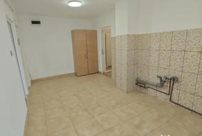 Apartament cu 3 camere decomandat în Central - 6