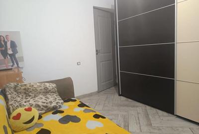 Casă cu 3 camere cu Teren 274 Mp în Central - 7