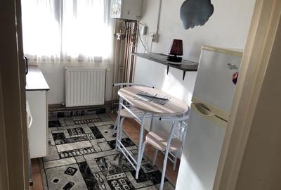 Apartament cu 2 camere decomandat în Central - 2