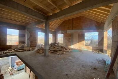 Casă cu 4 camere cu Teren 850 Mp în Vâlcele - 16