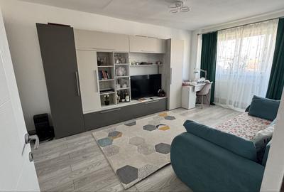 Apartament cu 4 camere decomandat în Central - 1