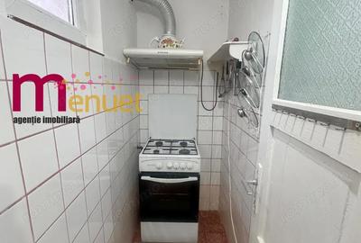 Casă cu 3 camere cu Teren 173 Mp în Central - 3