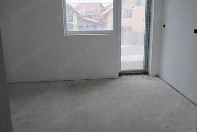Casă cu Teren 1200 Mp în Becicherecu Mic - 2
