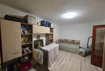 Theodor Pallady, 5 minute metrou 1 Decembrie 1918, pe strada Becatei - 9