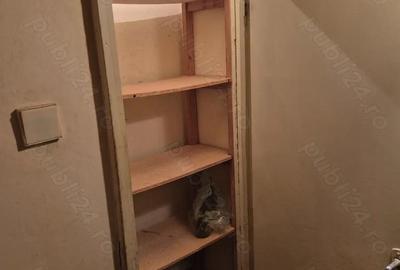 Vand apartament cu 3 camere + balcon - 2