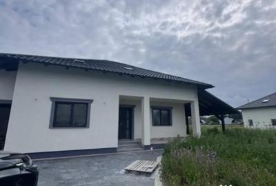 Casă cu 5 camere cu Teren 800 Mp în Horodnic - 7