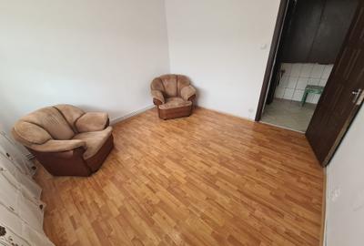 Ap 2 cam in Campina, 58 mp, et 3-- 59.000e - 9