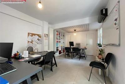 Spațiu comercial, de 28 mp, în Central - 1