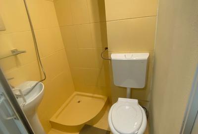 Garsonieră semidecomandată în Poarta 6 - 2