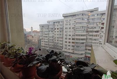 Vanzare apartament  3 camere Piata Victoriei- Titulescu - 6