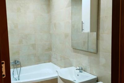 Casă individuală cu 4 camere cu Teren 300 Mp în Km 5 - 9