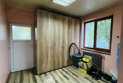 De vanzare casa cu teren in Galati, Zona Bd. Cosbuc, Comision 0 De vanzare casa cu teren in Galati, Zona Bd. Cosbuc, Comision 0 - 5