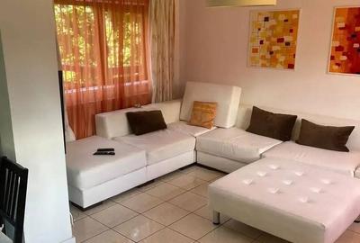 Casă cu 4 camere cu Canalizare în Cornu - 6