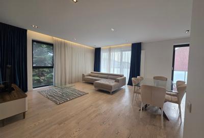 Apartament cu 3 camere semidecomandat, mobilat în Iancu Nicolae