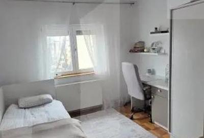 Apartament cu 5 camere decomandat în Aurel Vlaicu - 4