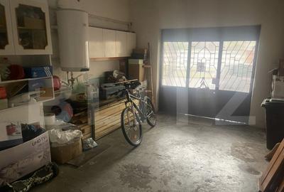 Casă cu 5 camere cu Teren 287 Mp în Semicentral