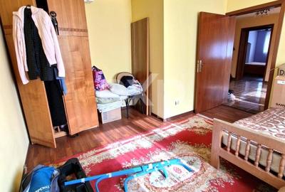 Casă individuală cu 10 camere cu Teren 1100 Mp în Teiș - 9