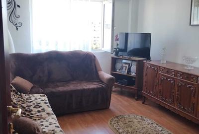 Apartament cu 2 camere semidecomandat în Pantelimon - 1