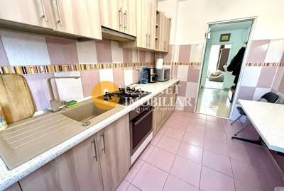 3 Camere Decomandat - Etaj 1 - Zona Podu Ros - Primaverii - 4