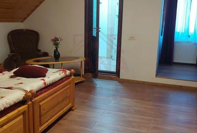 Casă cu 10 camere cu Teren 1000 Mp în Cerbăl - 12