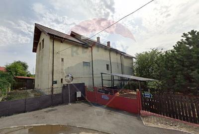 Casă cu 8 camere cu Teren 1395 Mp în Glina - 2