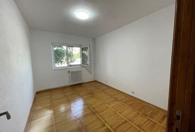 Apartament 3 camere la strada Calea Nationala la parter - 8