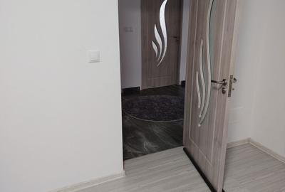 Casă cu 4 camere în Central - 2