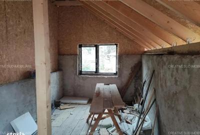 Casă cu 10 camere cu Canalizare în Furnica - 2