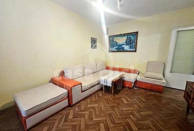 Apartament cu 3 camere decomandat în Central - 3