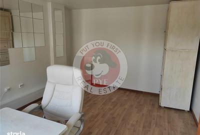 Apartament cu 3 camere decomandat în Primăverii