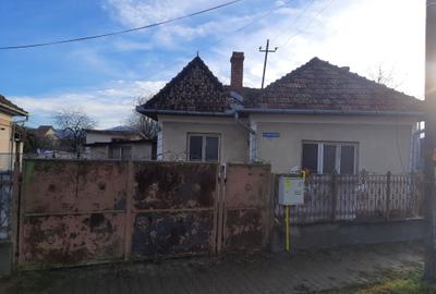 Casă cu 2 camere în Ocna Mureș - 1