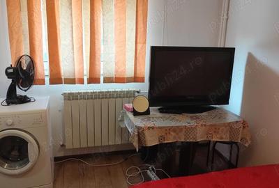 Garsonieră nedecomandată în Central - 1