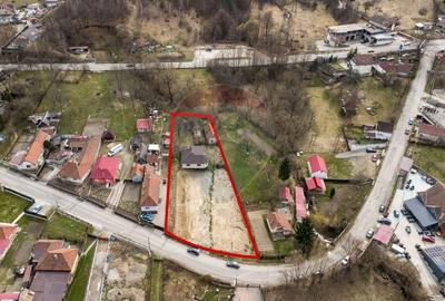 Casă individuală cu 3 camere cu Teren 2497 Mp în Central - 12