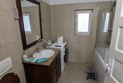 Casă cu etaj de vânzare, 5 camere, 2 băi, Dâmbu Rotund zona strada Livezeni - 16