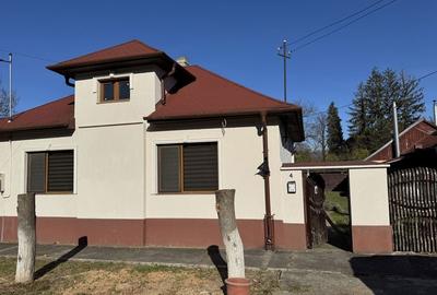Casă cu 4 camere cu Teren 890 Mp în Central - 7