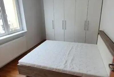 Apartament cu 3 camere decomandat în Medicină - 2