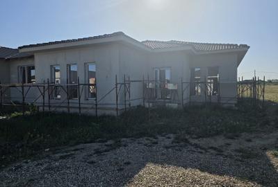 Casă cu 4 camere în Sântandrei - 8