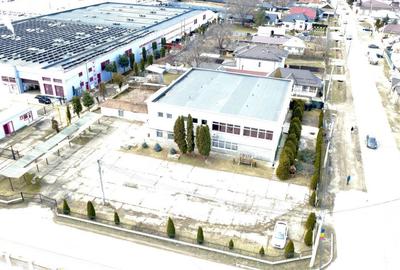 Spațiu comercial, de 1,217 mp, în Central - 16