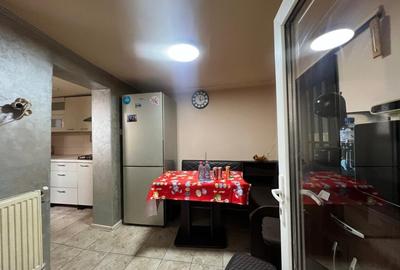 Casă individuală cu 3 camere cu Canalizare în Km 5 - 16