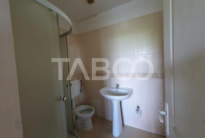 Apartament 3 camere decomandat 80 mp + 6 mp balcon cu scara interioara Apartament 3 camere decomandat 80 mp + 6 mp balcon cu scara interioara - 7