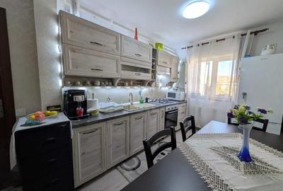 Apartament cu 2 camere semidecomandat în Florești
