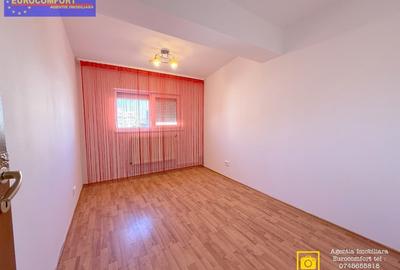 2 camere in Micro 21 constructie b.c.a. din 2008 - 10