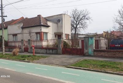 Casă cu 3 camere în Odobescu
