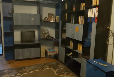 Casă cu 5 camere în Central - 1