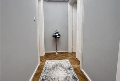 3 camere deosebit, amenajat LUX,  boxa, curte acces auto - 13