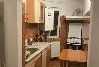 Garsonieră decomandată în Viziru 1 - 2