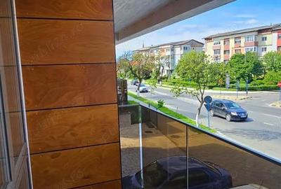 Spațiu comercial, de 100 mp, în Central - 13