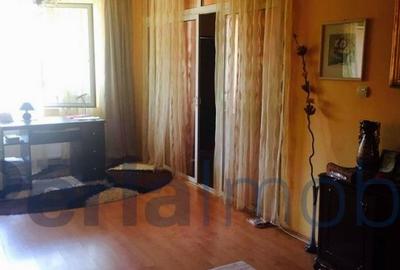 VILA - OVIDIU LAC - DEMISOL, PARTER, ETAJ SI MANSARDA - 13